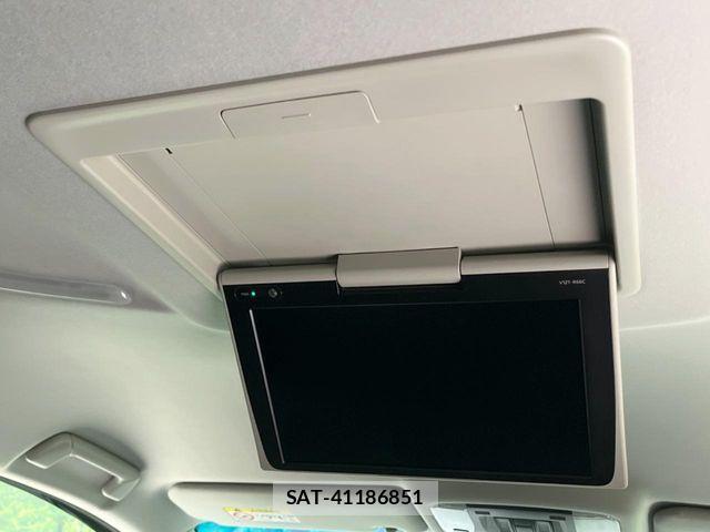 Toyota ALPHARD 2017-05 8883240-2