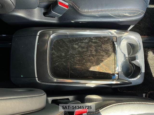 Toyota ALPHARD 2016-10 8883239-28