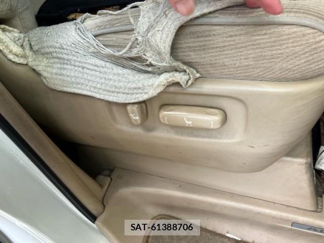 Toyota ALPHARD 2008-10 8883243-17