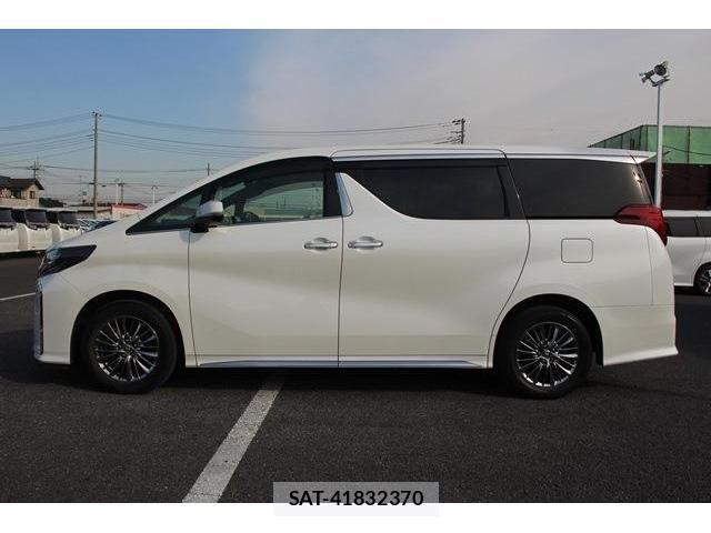 Toyota ALPHARD 2019-12 632530-11