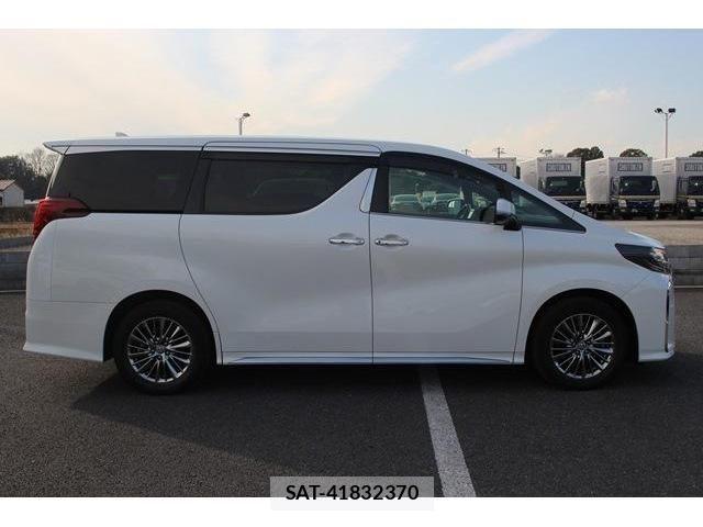 Toyota ALPHARD 2019-12 632530-15