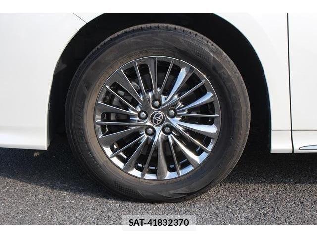 Toyota ALPHARD 2019-12 632530-17