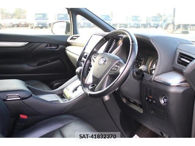 Toyota ALPHARD 2019-12 632530-23