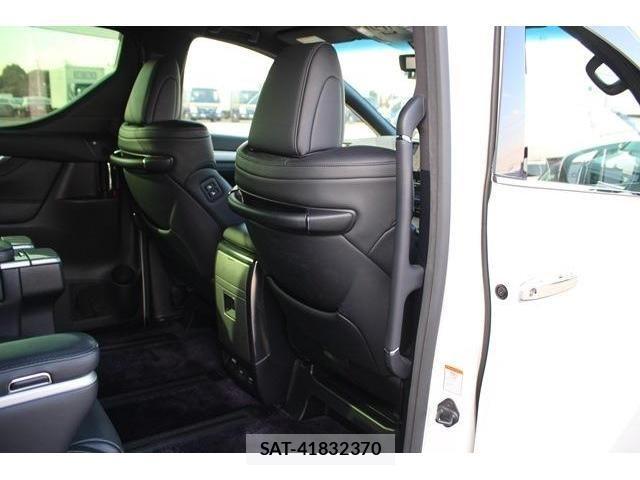 Toyota ALPHARD 2019-12 632530-25