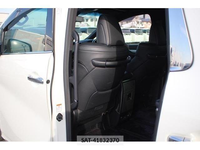 Toyota ALPHARD 2019-12 632530-27