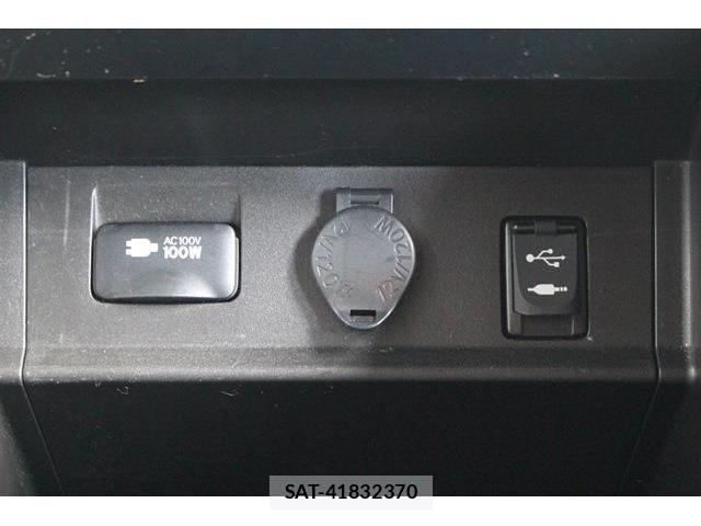 Toyota ALPHARD 2019-12 632530-7