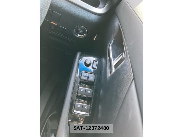 Toyota ALPHARD 2015-03 1177650-15
