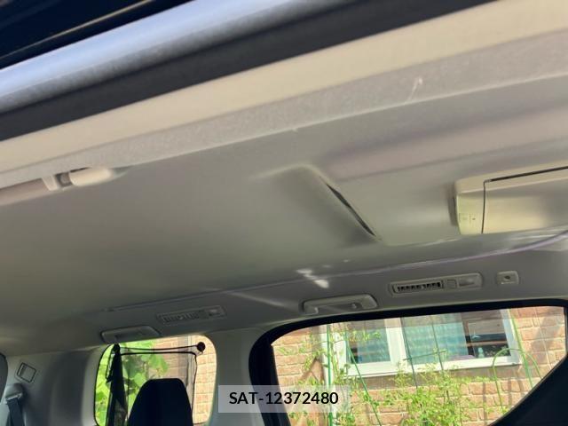 Toyota ALPHARD 2015-03 1177650-23