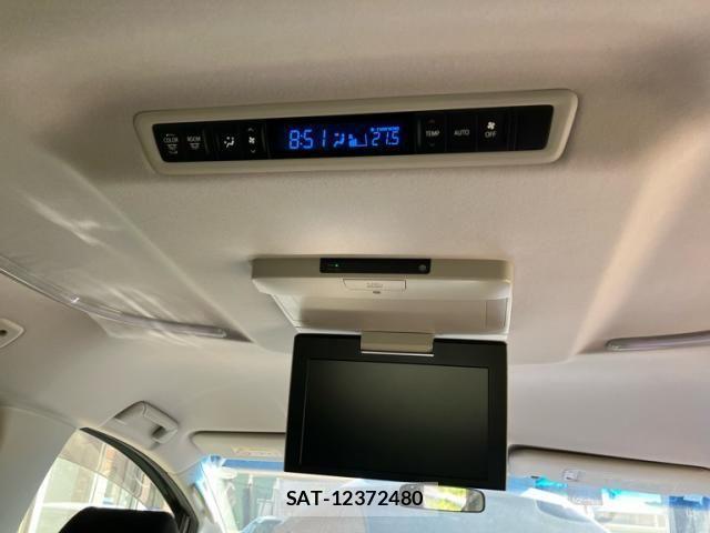 Toyota ALPHARD 2015-03 1177650-24