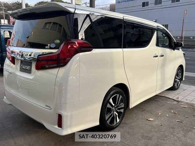 Toyota ALPHARD 2019-06 2076356-1