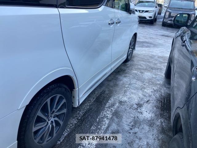 Toyota ALPHARD 2015-06 2245683-4