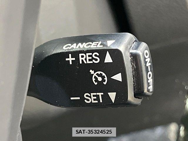 Toyota ALPHARD 2011-12 4586069-5