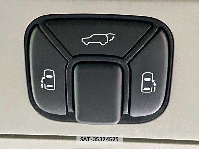 Toyota ALPHARD 2011-12 4586069-6