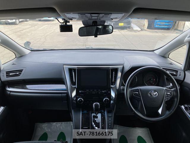 Toyota ALPHARD 2022-02 4586055-1
