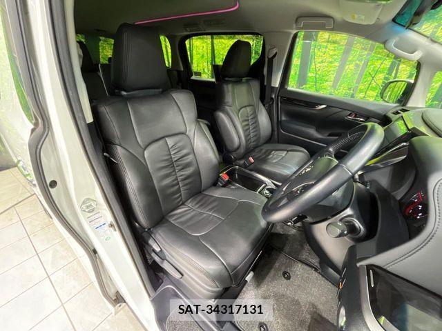 Toyota ALPHARD 2018-05 4637912-7