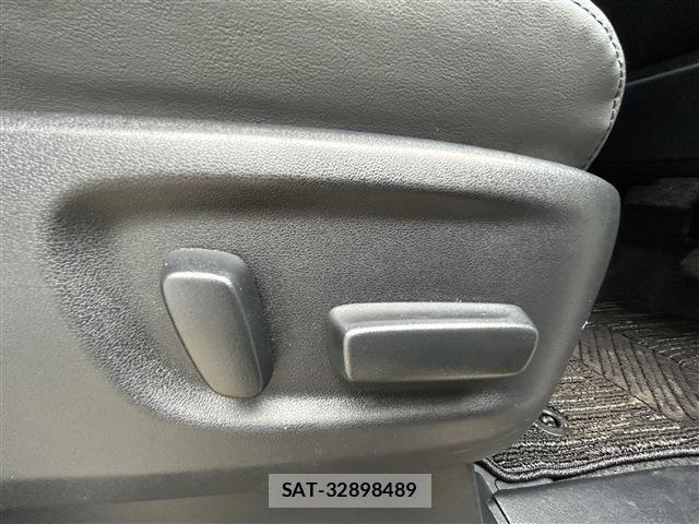 Toyota ALPHARD 2022-09 6302485-24