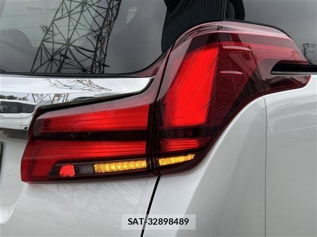Toyota ALPHARD 2022-09 6302485-7