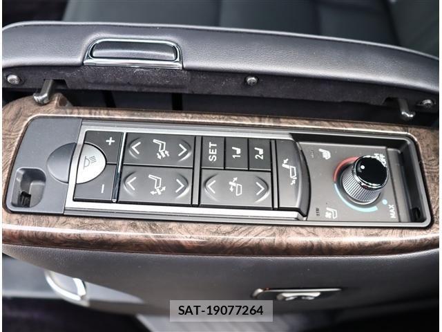 Toyota ALPHARD 2022-05 6494614-17