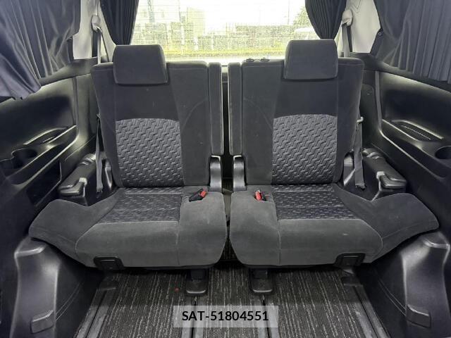 Toyota ALPHARD 2015-03 6813539-13