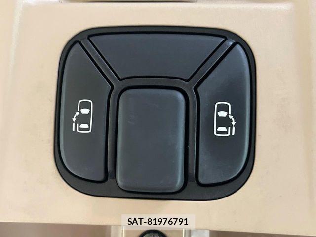 Toyota ALPHARD 2009-05 6901615-5