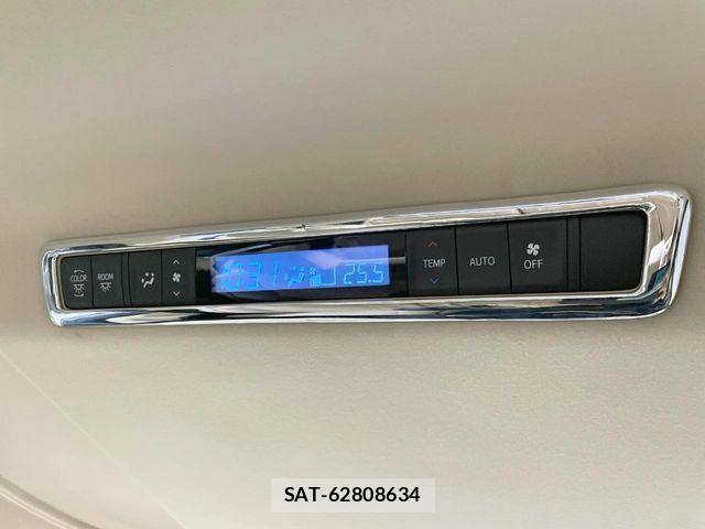 Toyota ALPHARD 2015-03 6901612-11