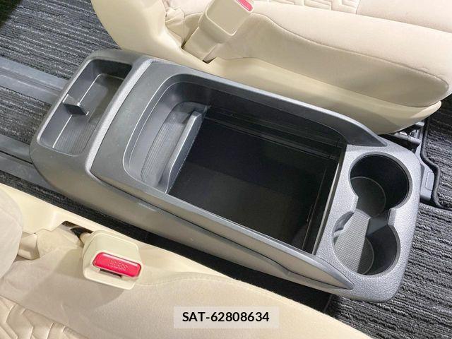 Toyota ALPHARD 2015-03 6901612-16