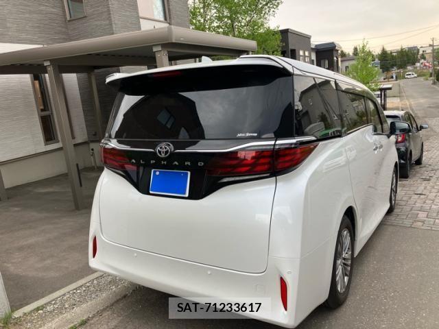 Toyota ALPHARD 2025-08 6901605-2
