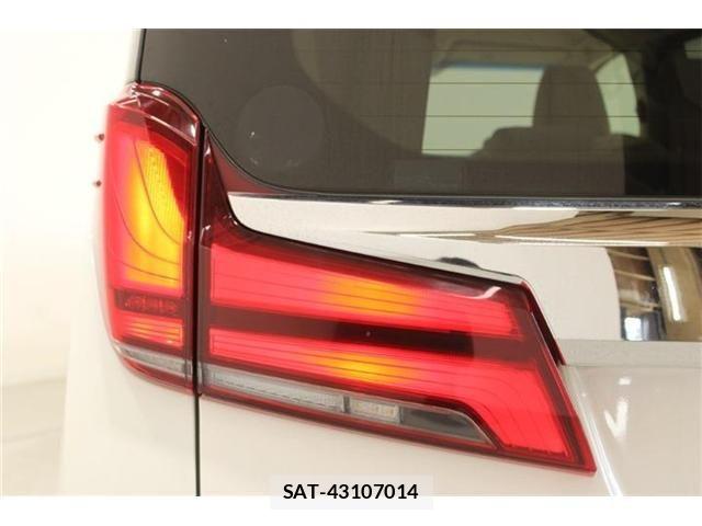 Toyota ALPHARD 2023-02 6901613-18