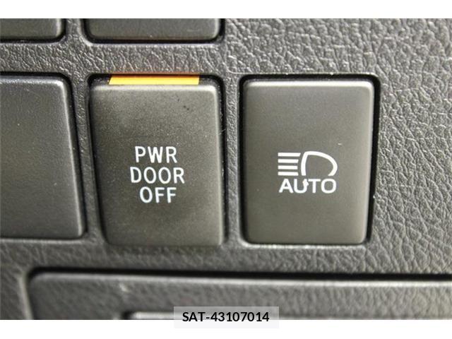 Toyota ALPHARD 2023-02 6901613-3