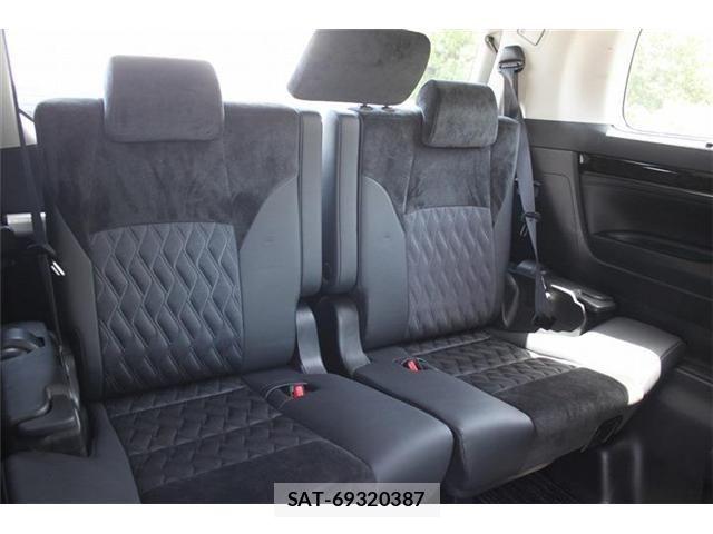 Toyota ALPHARD 2017-03 6987328-14