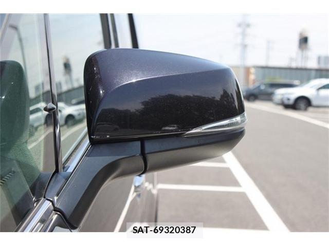 Toyota ALPHARD 2017-03 6987328-28