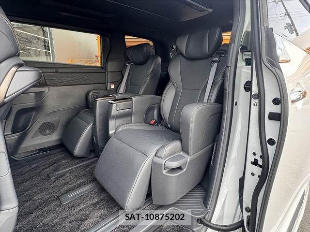 Toyota ALPHARD 2025-09 7214374-17