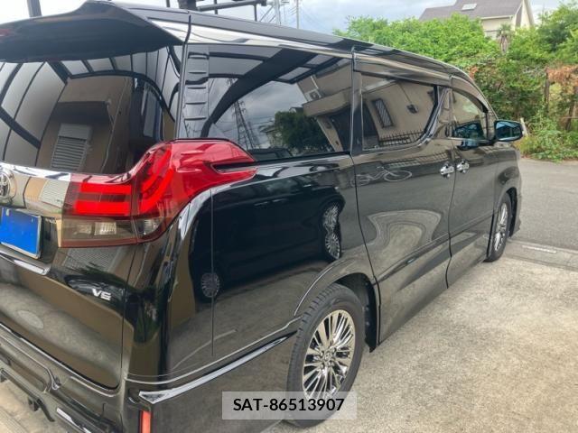 Toyota ALPHARD 2016-04 7214360-9
