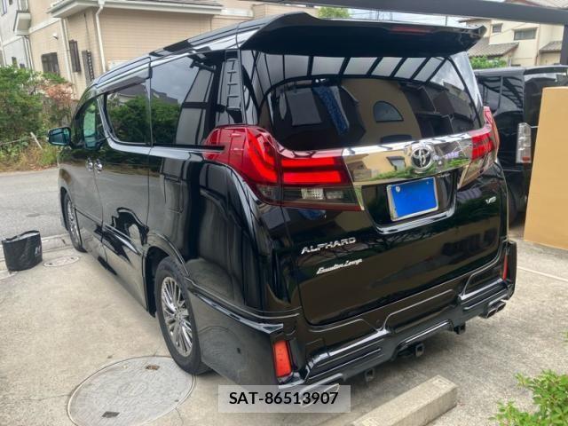 Toyota ALPHARD 2016-04 7214360-10