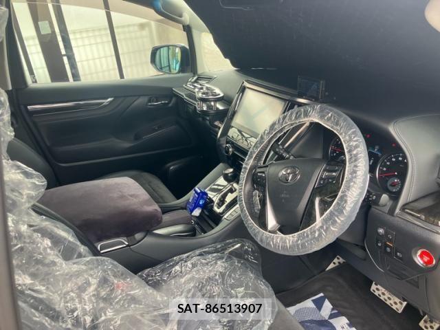 Toyota ALPHARD 2016-04 7214360-18
