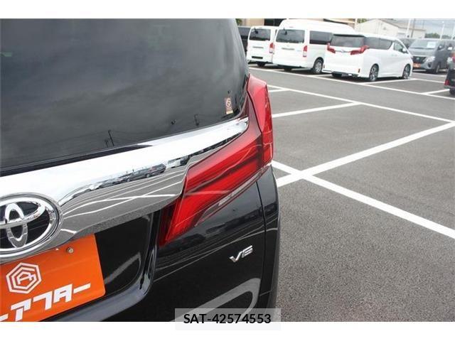 Toyota ALPHARD 2021-05 7214369-11