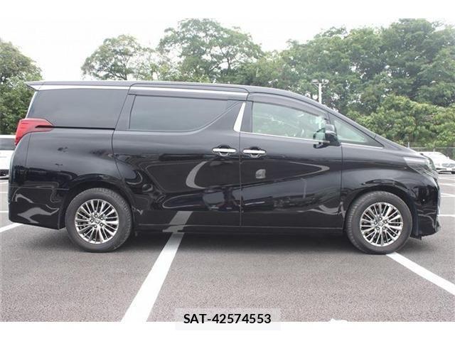 Toyota ALPHARD 2021-05 7214369-7