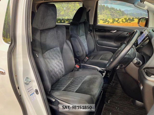 Toyota ALPHARD 2021-03 7214365-8