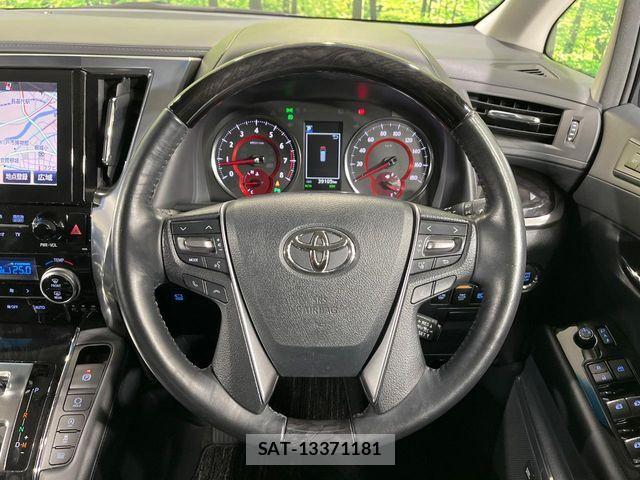 Toyota ALPHARD 2018-09 7214358-12