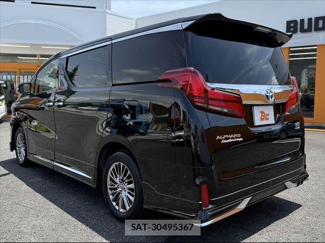 Toyota ALPHARD 2021-10 7214371-12