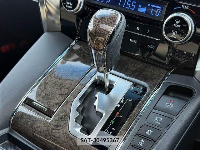 Toyota ALPHARD 2021-10 7214371-26