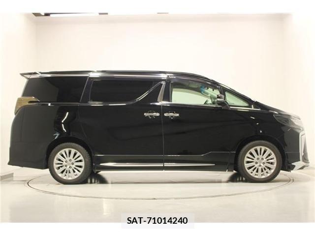 Toyota ALPHARD 2020-11 7214366-12