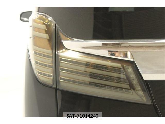 Toyota ALPHARD 2020-11 7214366-18