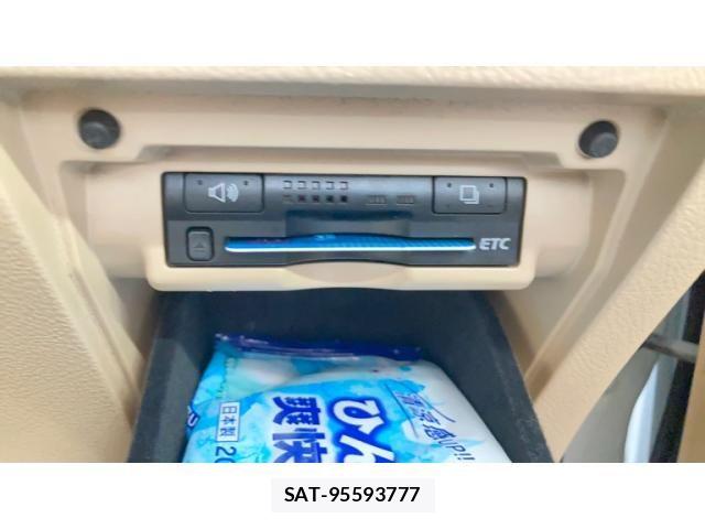Toyota ALPHARD 2010-01 7214359-14