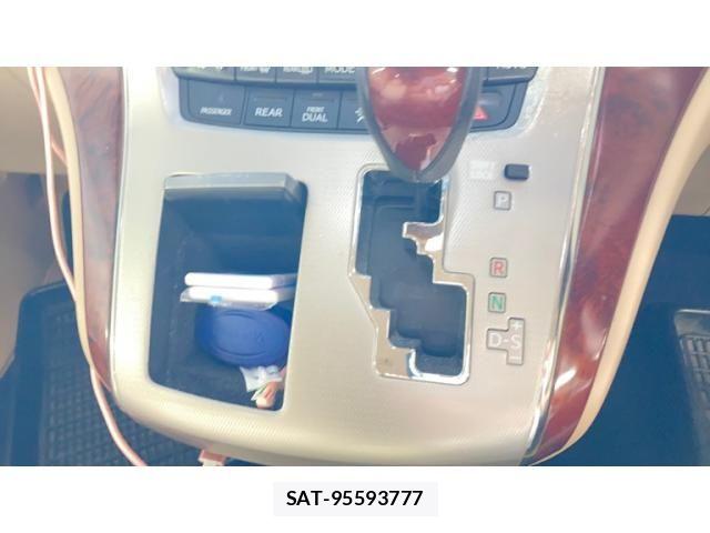 Toyota ALPHARD 2010-01 7214359-16
