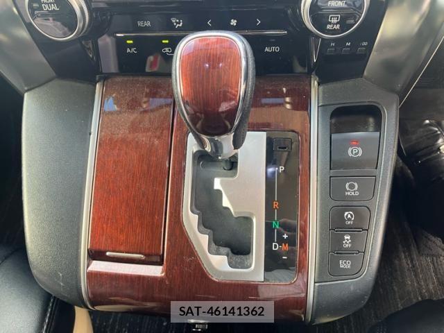 Toyota ALPHARD 2017-11 7249740-20