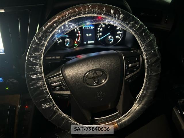 Toyota ALPHARD 2017-03 7249737-13