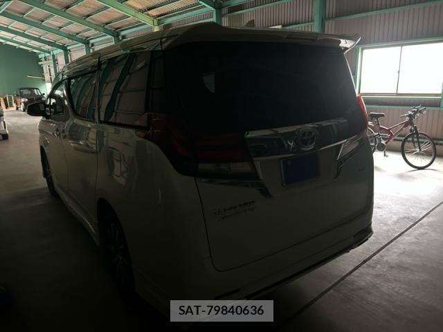 Toyota ALPHARD 2017-03 7249737-2