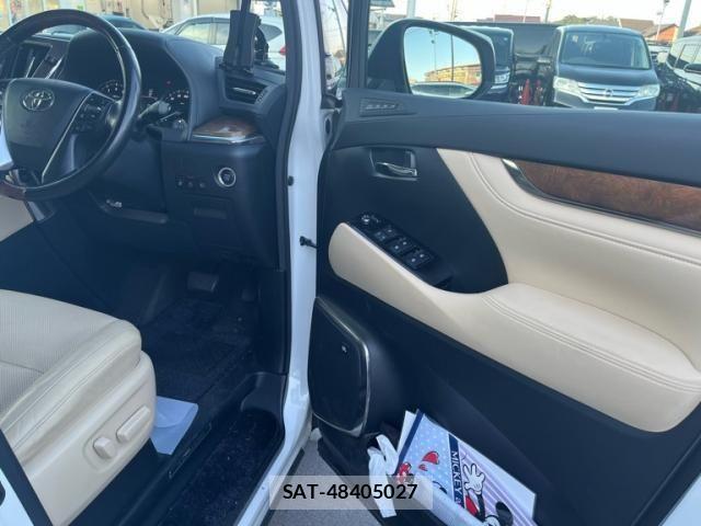 Toyota ALPHARD 2017-11 7271451-12