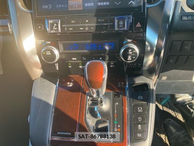 Toyota ALPHARD 2016-09 7325440-16